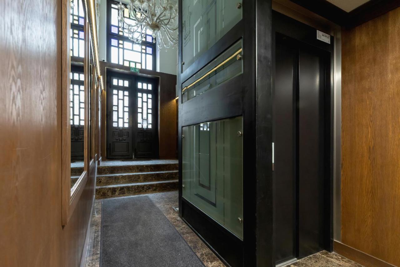 Classy Cracow Rakowicka By Renters Apartment