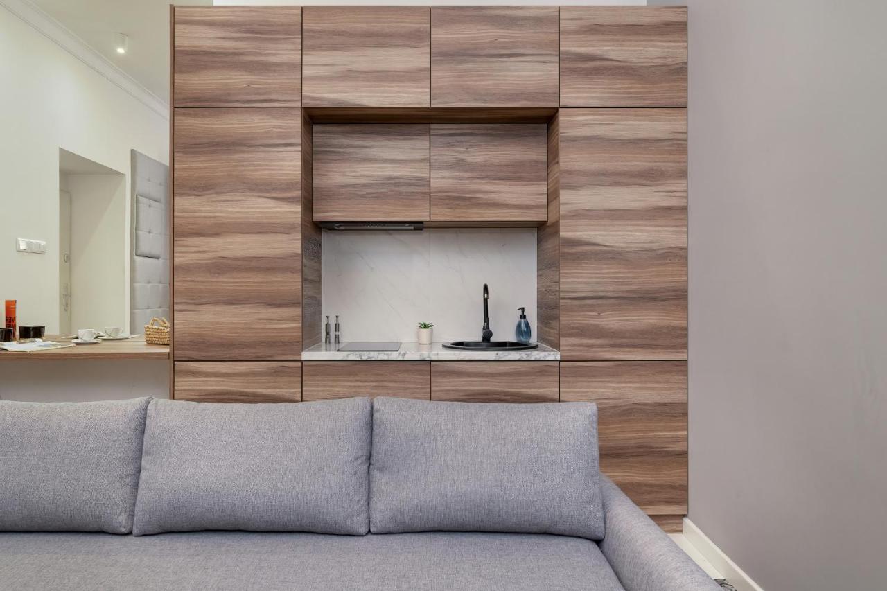 Classy Cracow Rakowicka By Renters Apartment *