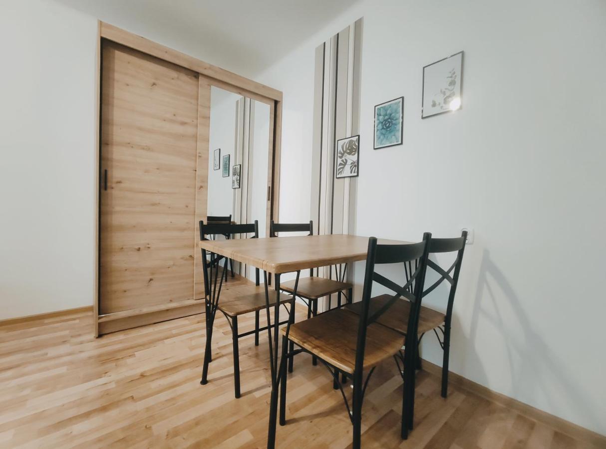 Apartment Pielegniarek 5 By Homeprime *