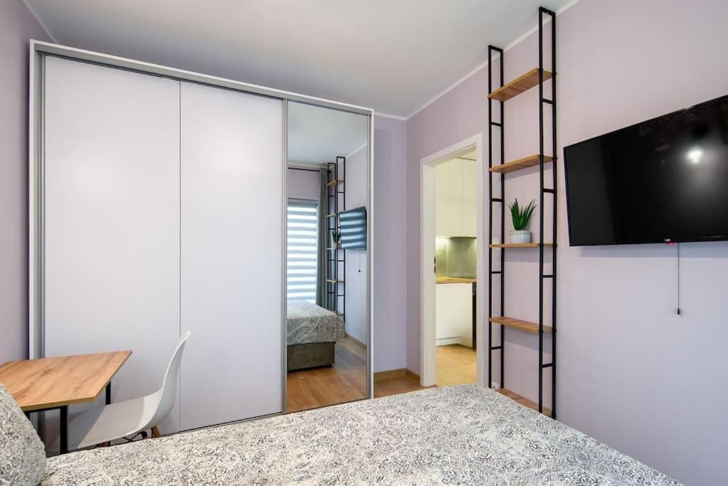Apartment In Gold