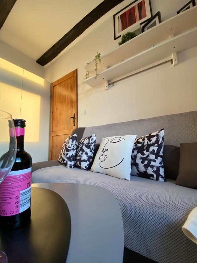 High Five Apartment