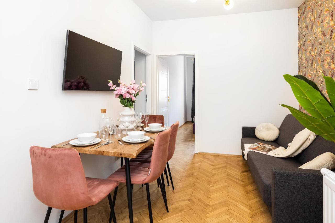 Gallery 7 - 7 * Krakow