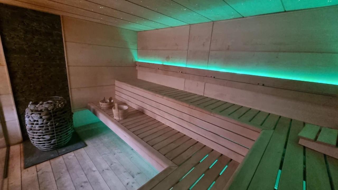 Emerald Spa Nocleg ze śniadaniem *