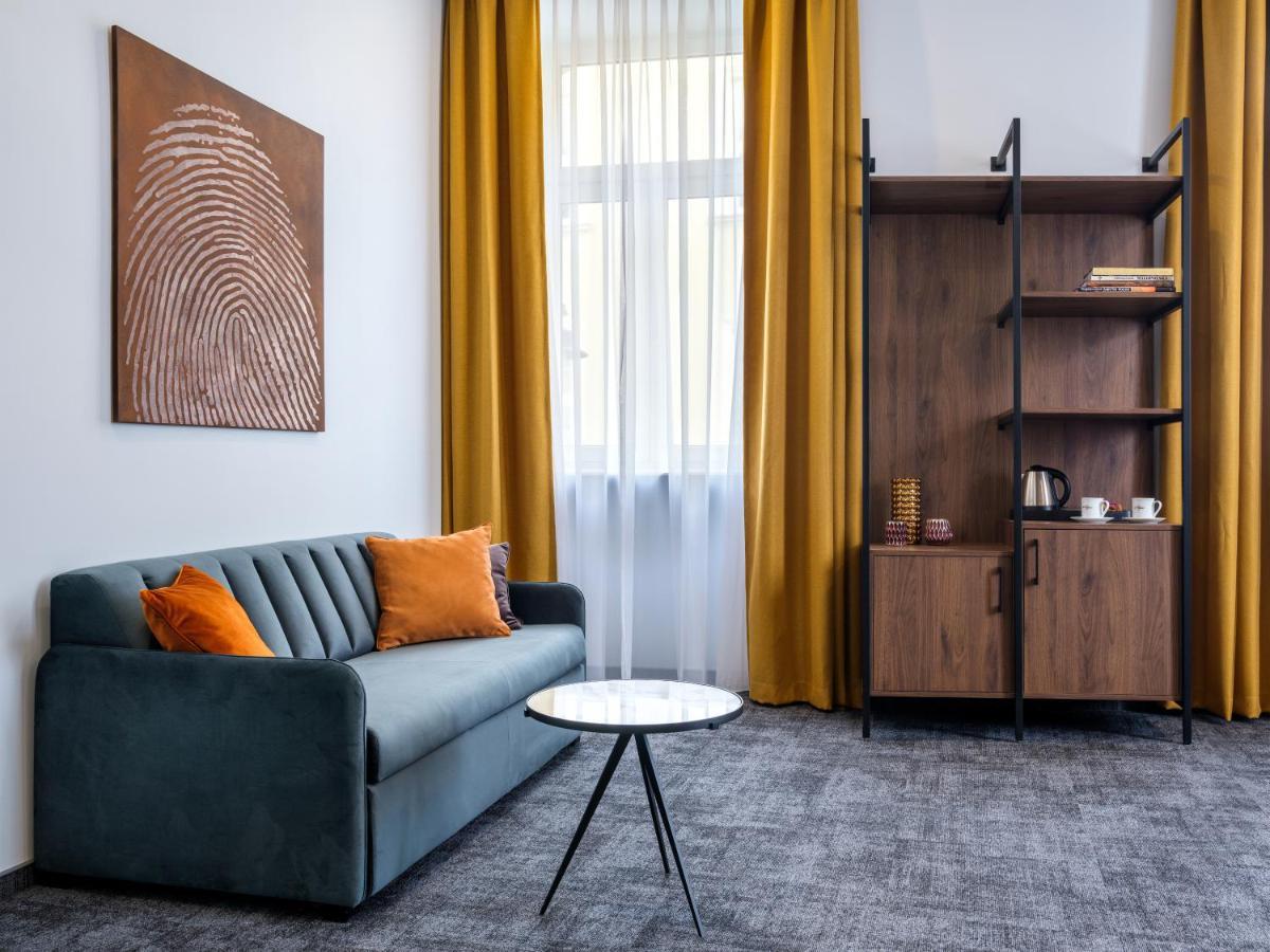 Old Market Aparthotel *