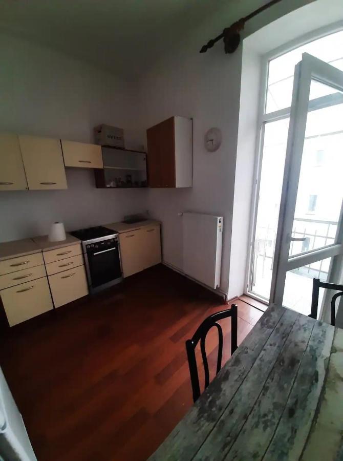 8 Min To Castel & Main Square Hospedagem domiciliar