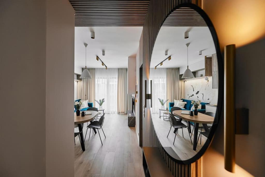 Golden Dreams Luxury 103 *