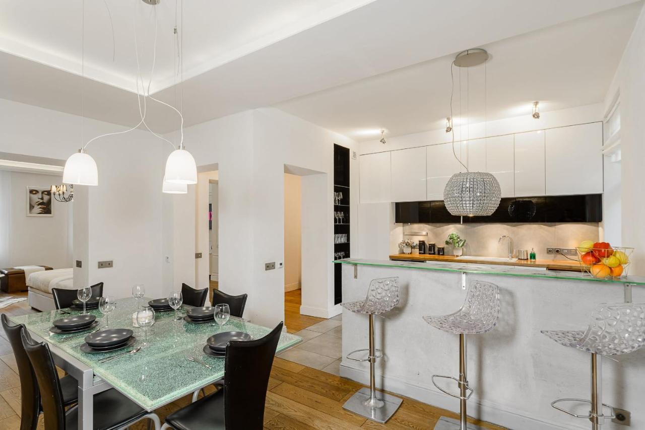 Apartment Lumina Near The Railway Station *