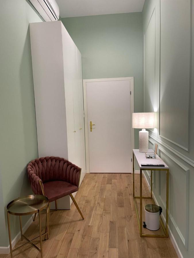 Bracka Main Square Apartment *