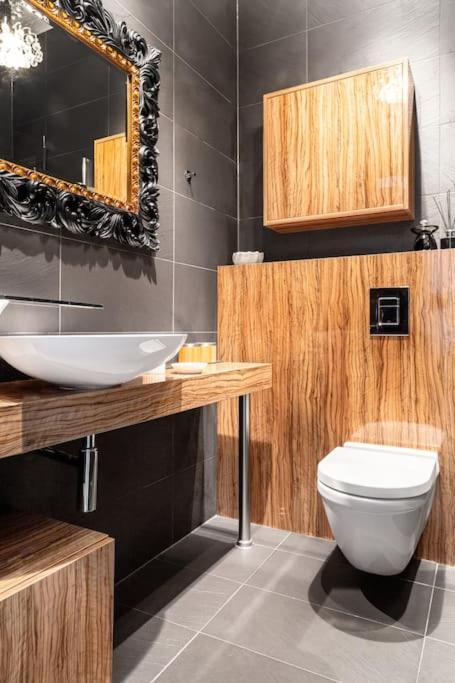 Apartament Househost Apartment:lobzowska 22