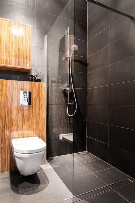Househost Apartment:lobzowska 22 Apartament *