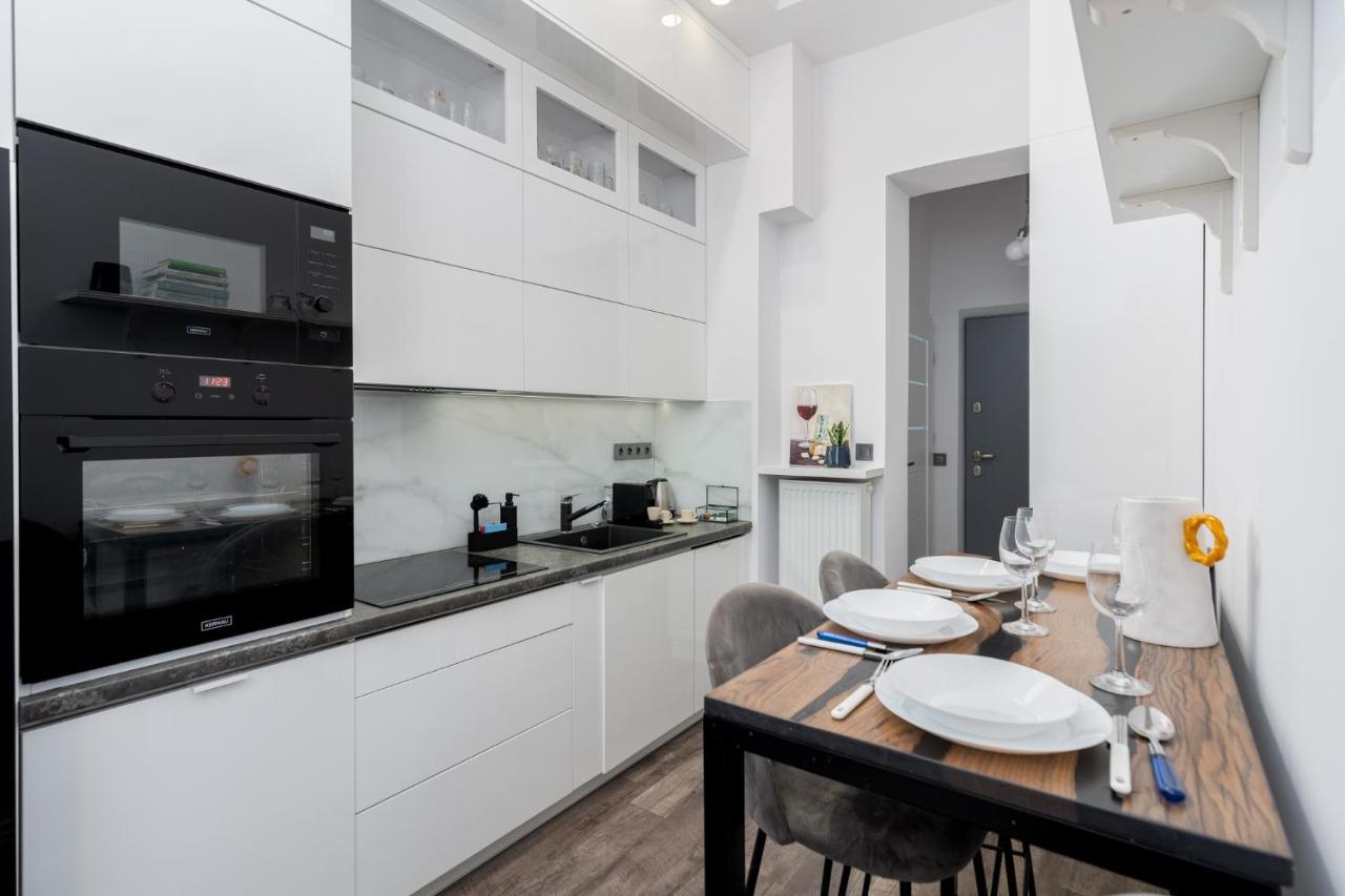 Apartament Malila Premium Cracow Centre Starowislna 43 *