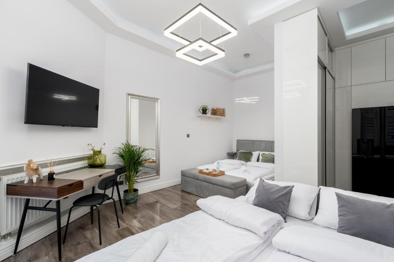 Malila Premium Cracow Centre Starowislna 43 *