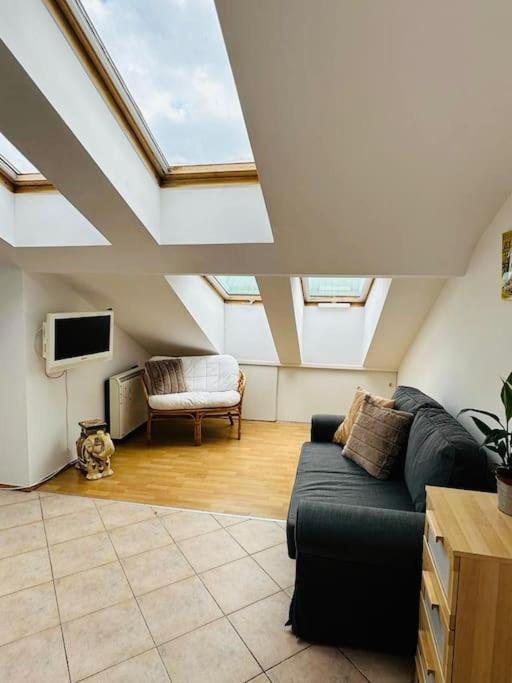 Luna Apartment