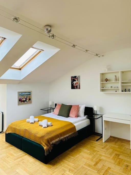 Luna Apartment *