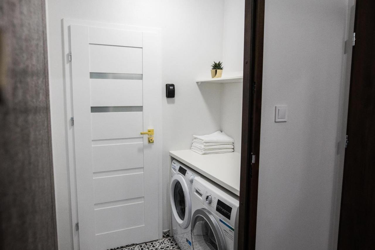 Cracwow K8 No.1 Apartment