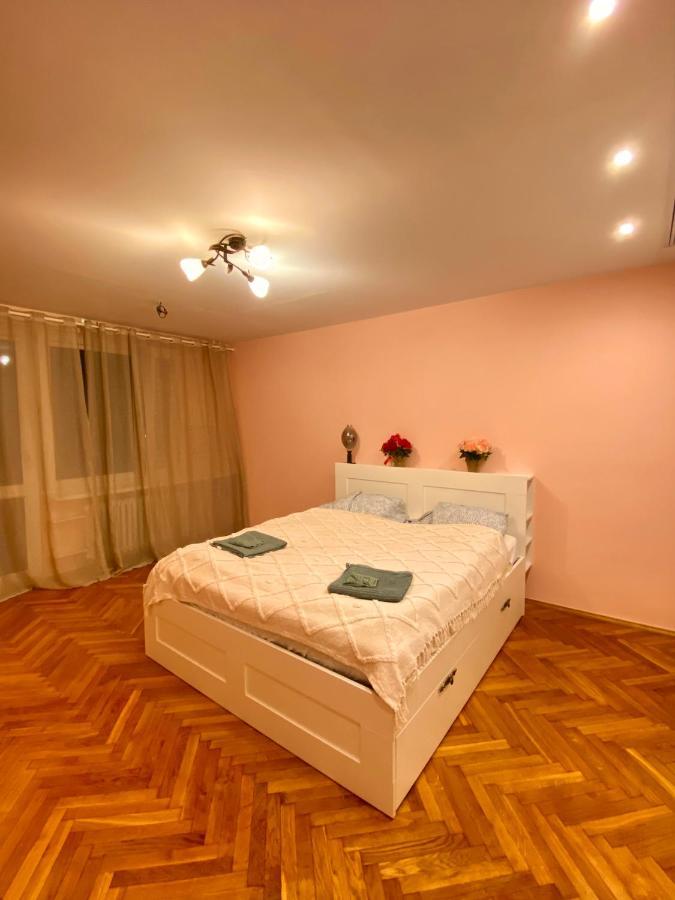 Apartment Entire In A Super Location - Cheap Monthly Rate