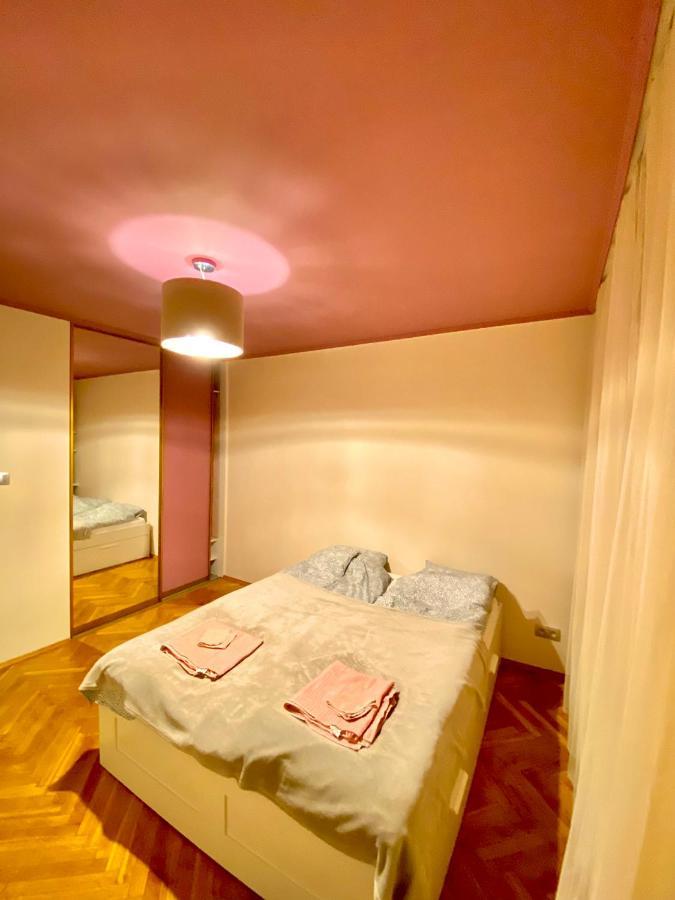 Apartment Entire In A Super Location - Cheap Monthly Rate *