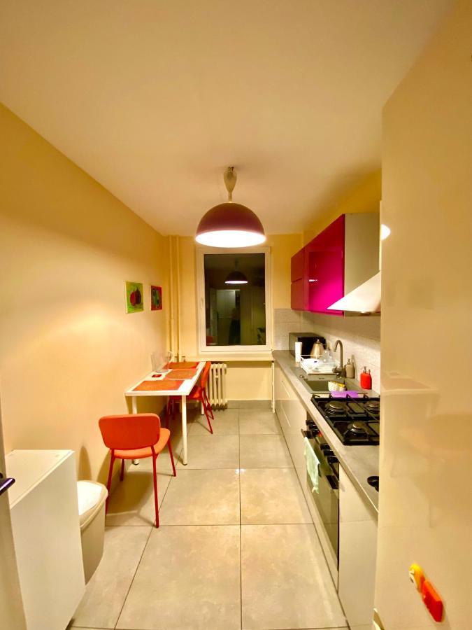 Entire In A Super Location - Cheap Monthly Rate * Krakow