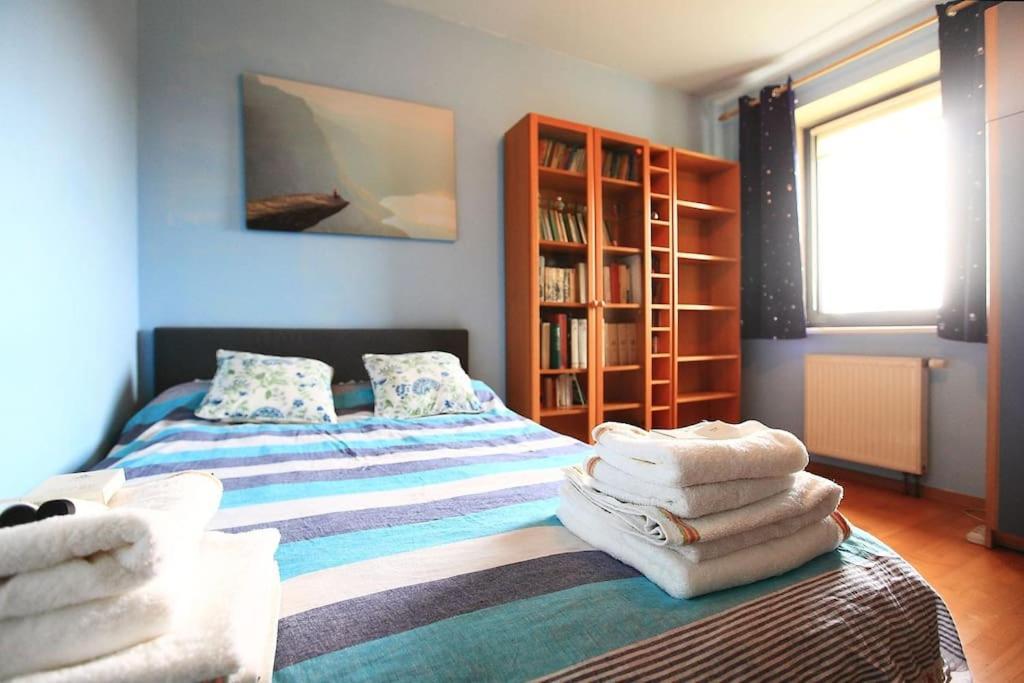 Large And Modern With Free Parking Spot * Krakow