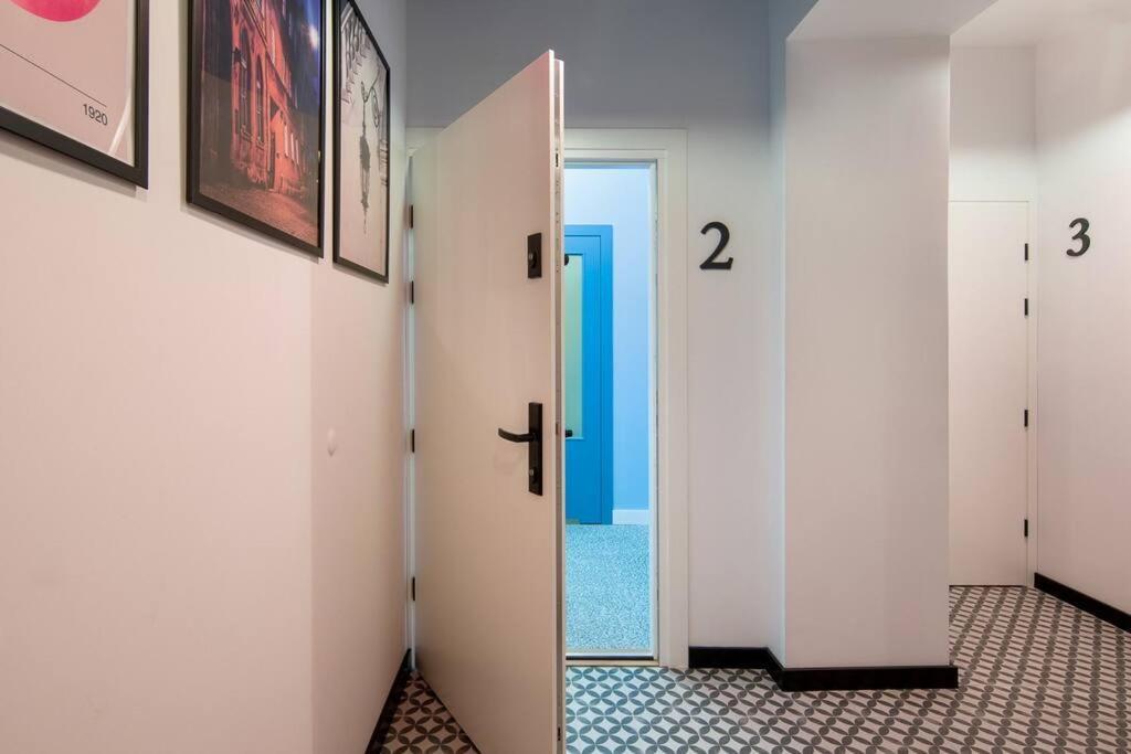 Post-soviet Style In The Centre Apartamento