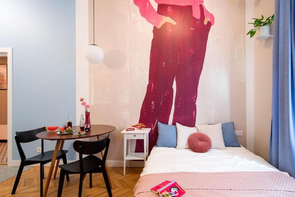 Apartamento Post-soviet Style In The Centre