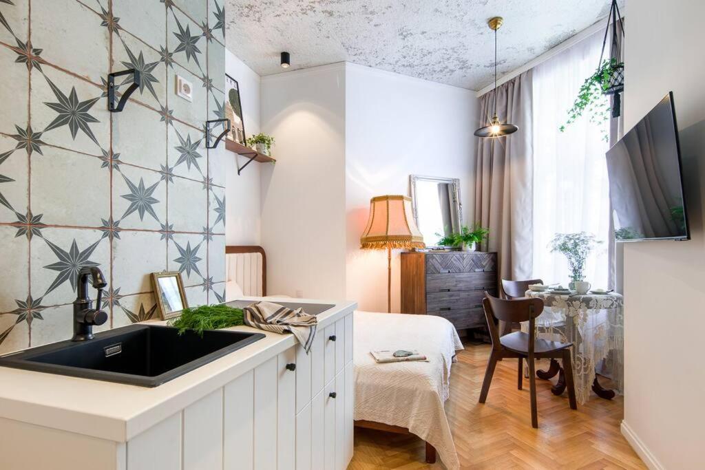 Bohemian Style Apt In The Centre Apartamento