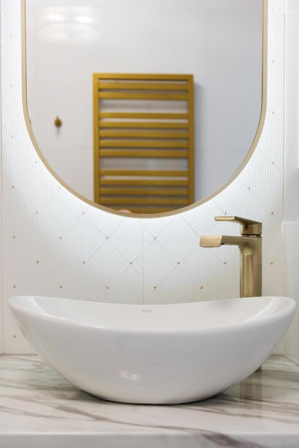 Appartement Flora Design Old Town- Free Parking