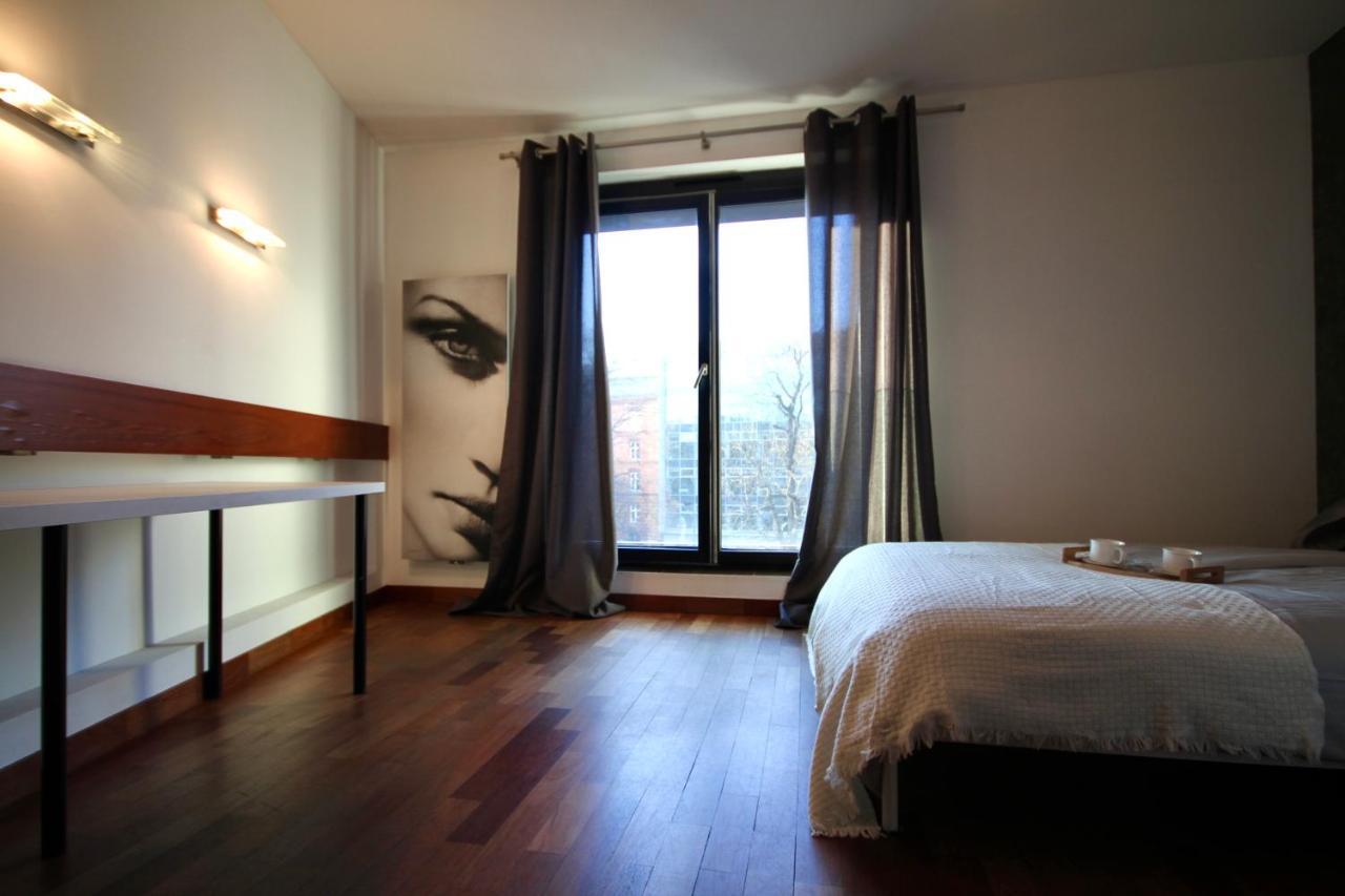 Angel Apartment *