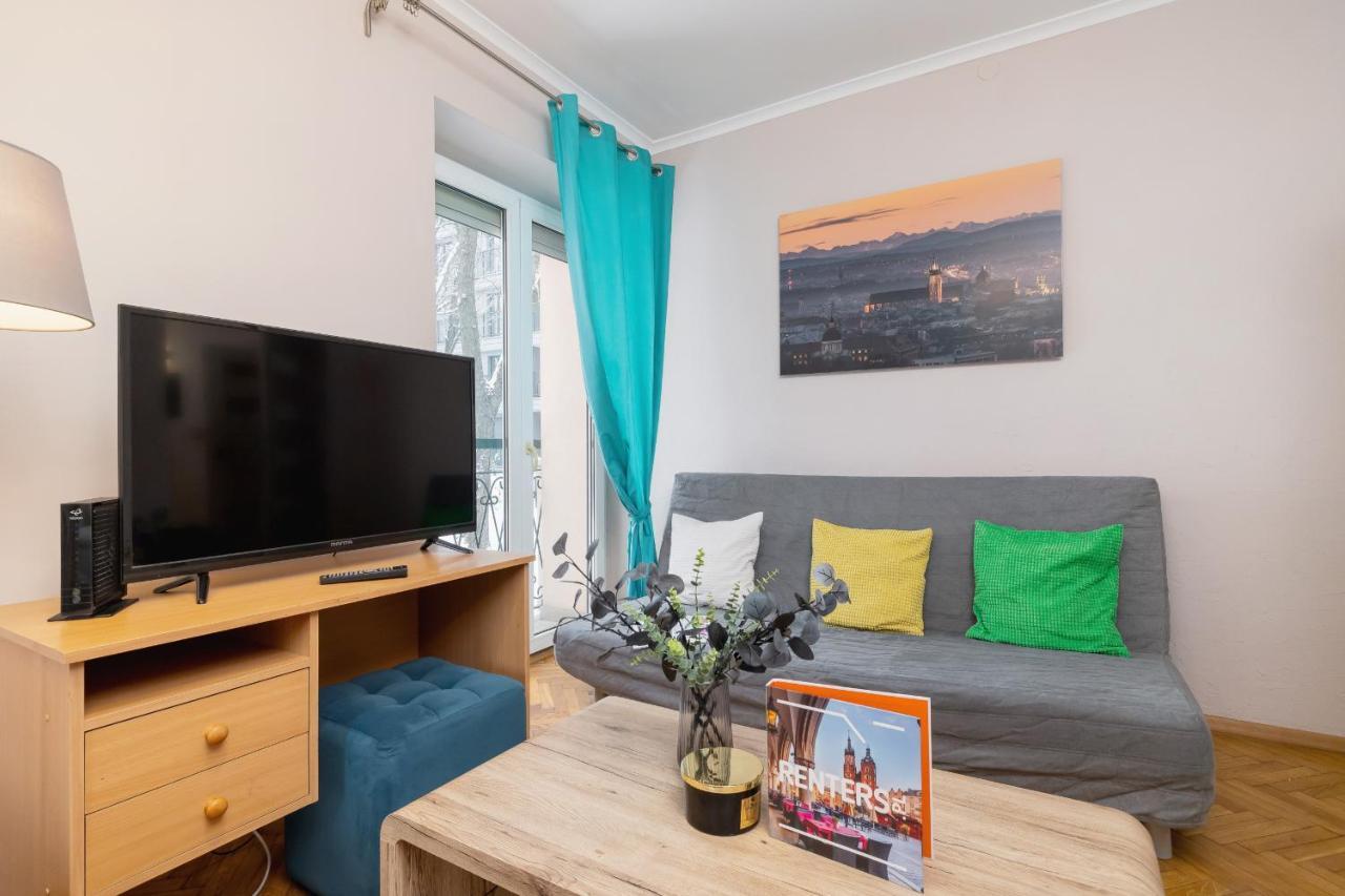 Family Near Galeria Kazimierz Cracow By Renters Apartment