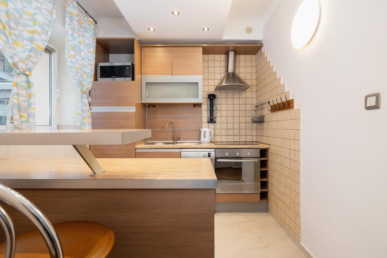 Family Near Galeria Kazimierz Cracow By Renters Apartment *