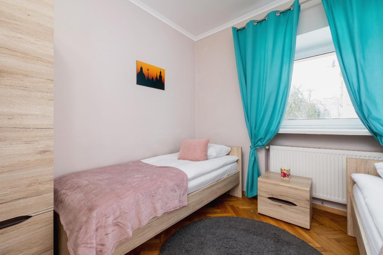 Family Near Galeria Kazimierz Cracow By Renters *