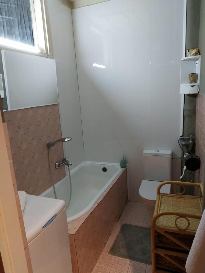 Feidum Quarters Flat Apartment
