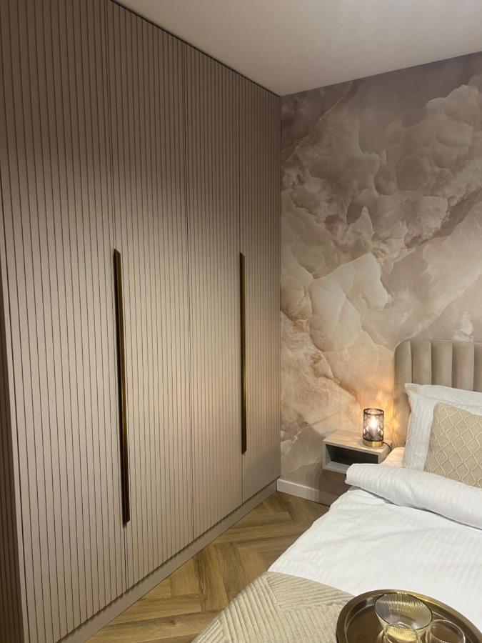 Crystal Luxury With Free Parking In Cracow For 4 Guests * Krakow