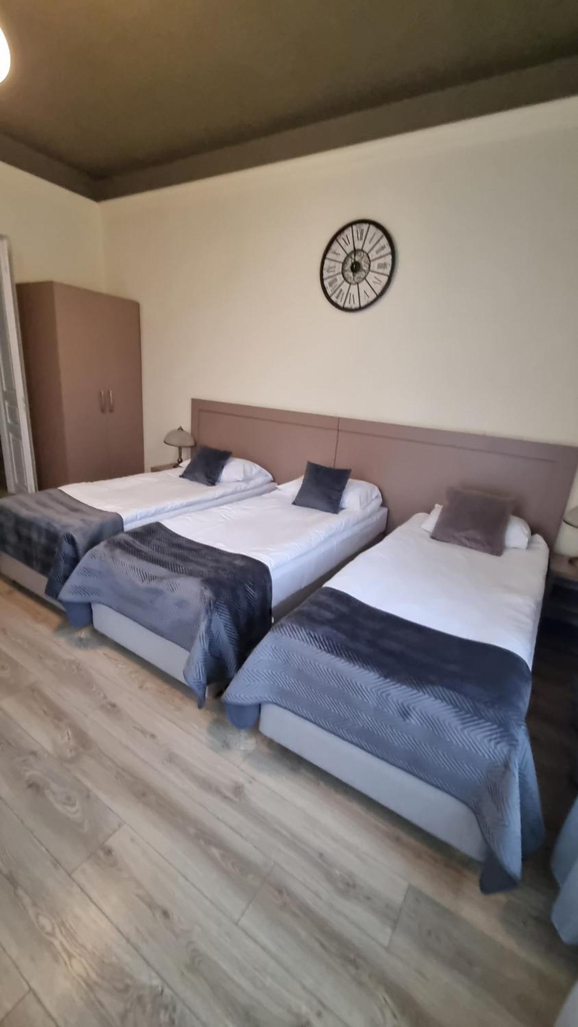 Bonerowska 5 3* Krakow