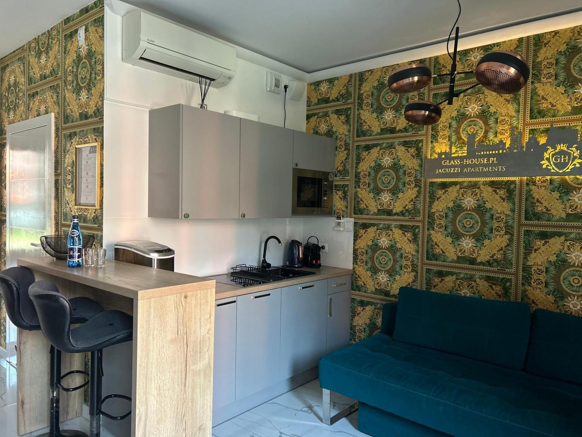 Apartamento Jacuzzi Glass-house Station