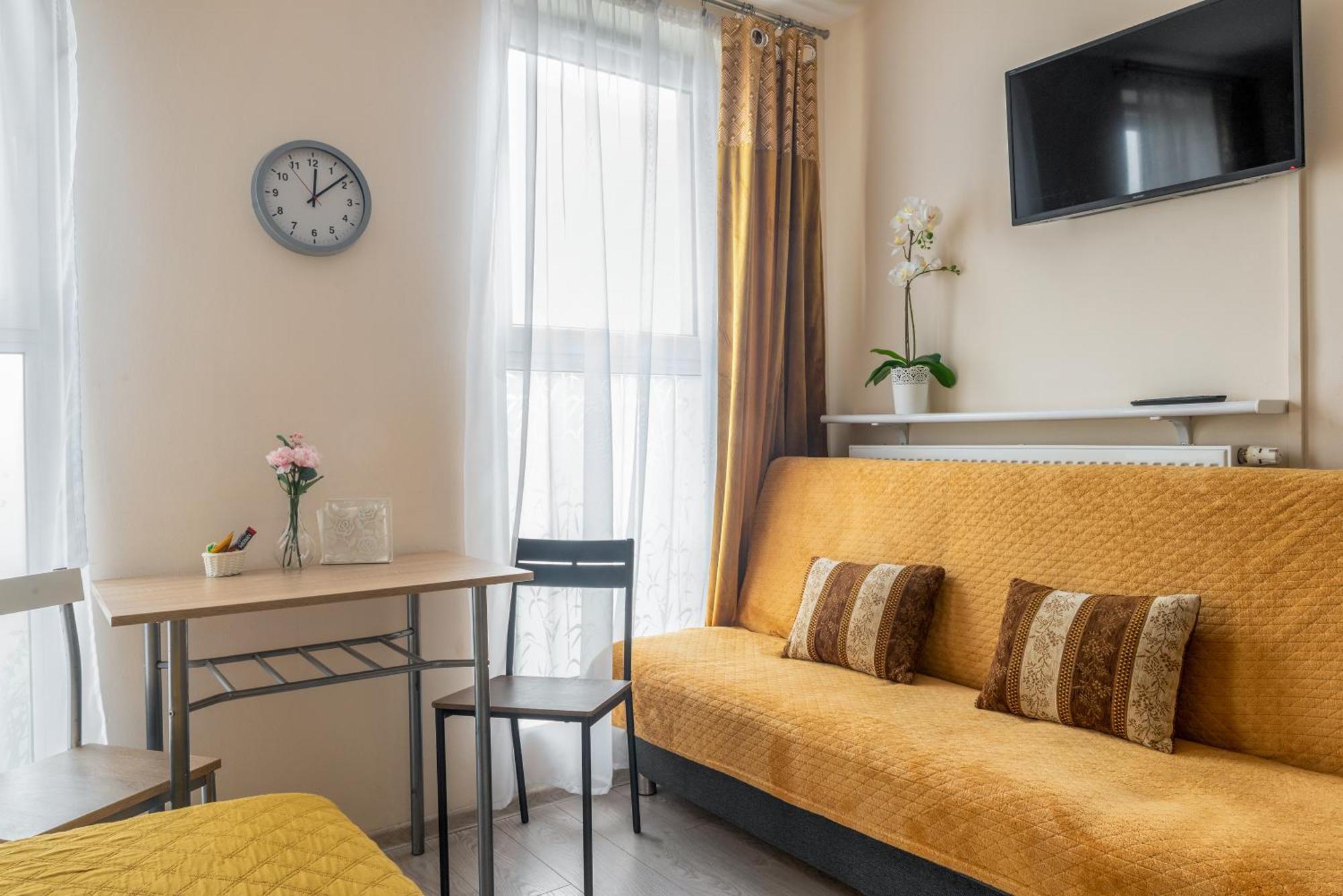 Cozy Modern Astoria Magic Orange Old Town *