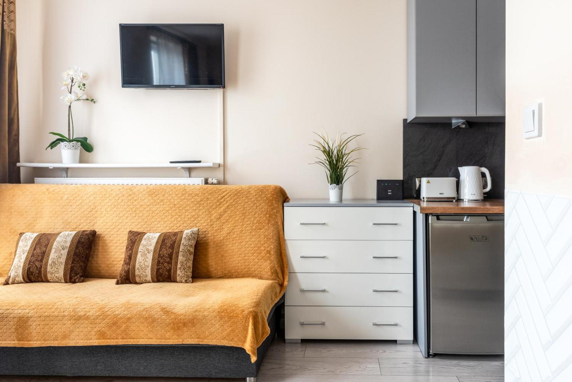 Cozy Modern Astoria Magic Orange Old Town Apartamento *