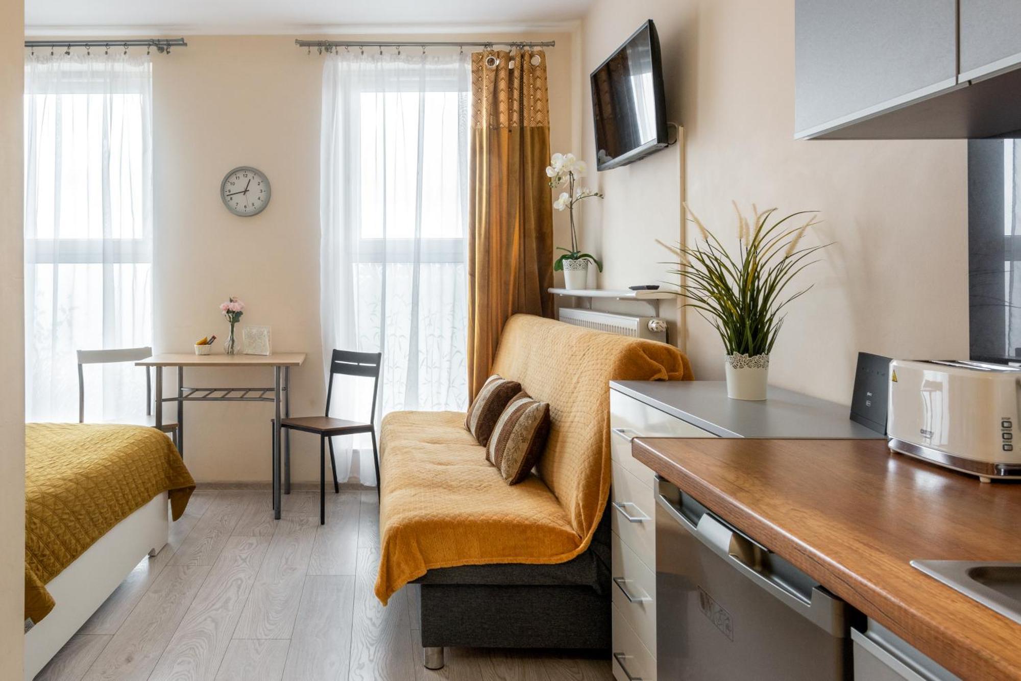 Cozy Modern Astoria Magic Orange Old Town *