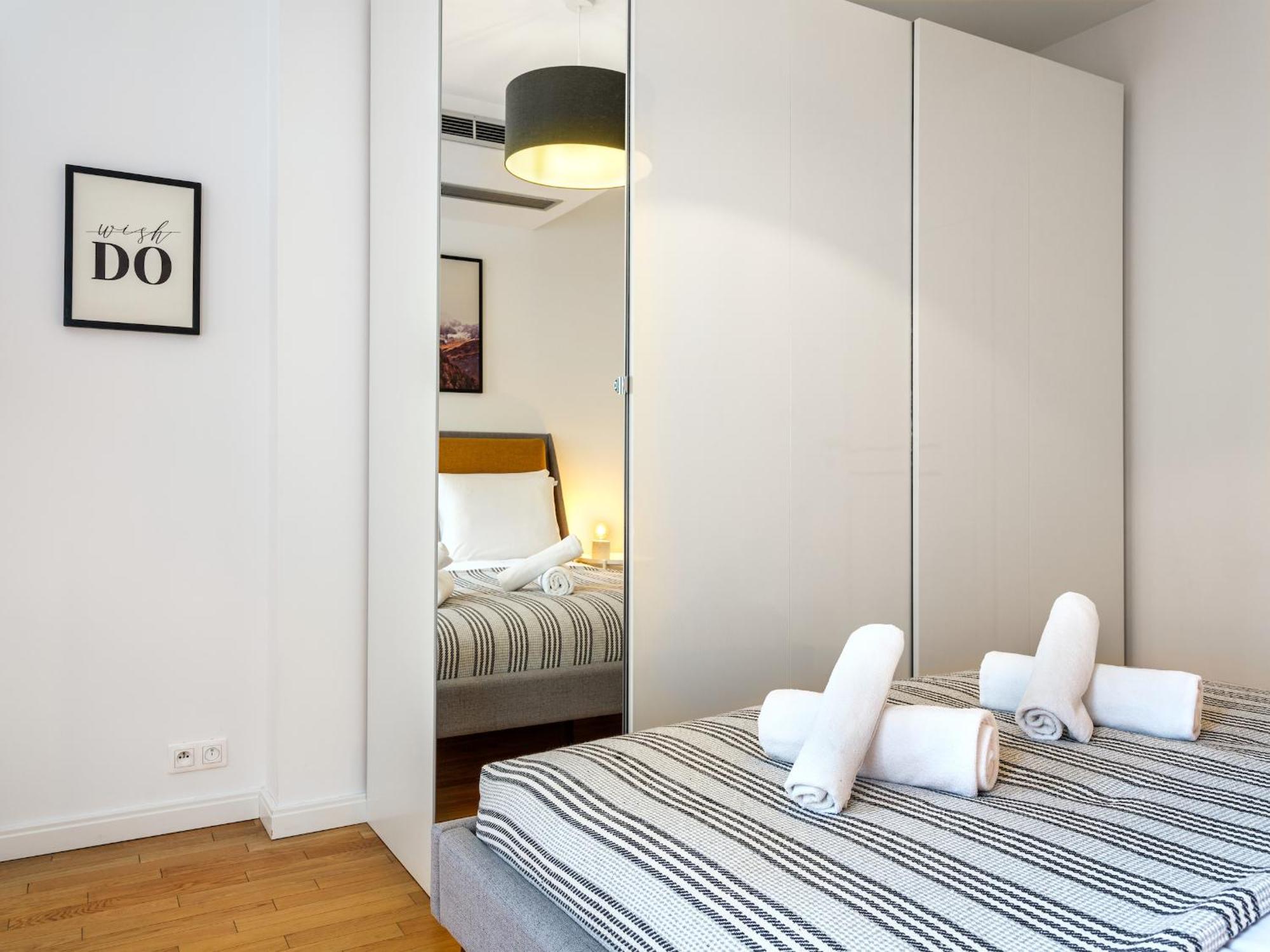 Modern W. Parking By Tyzenhauz Apartment