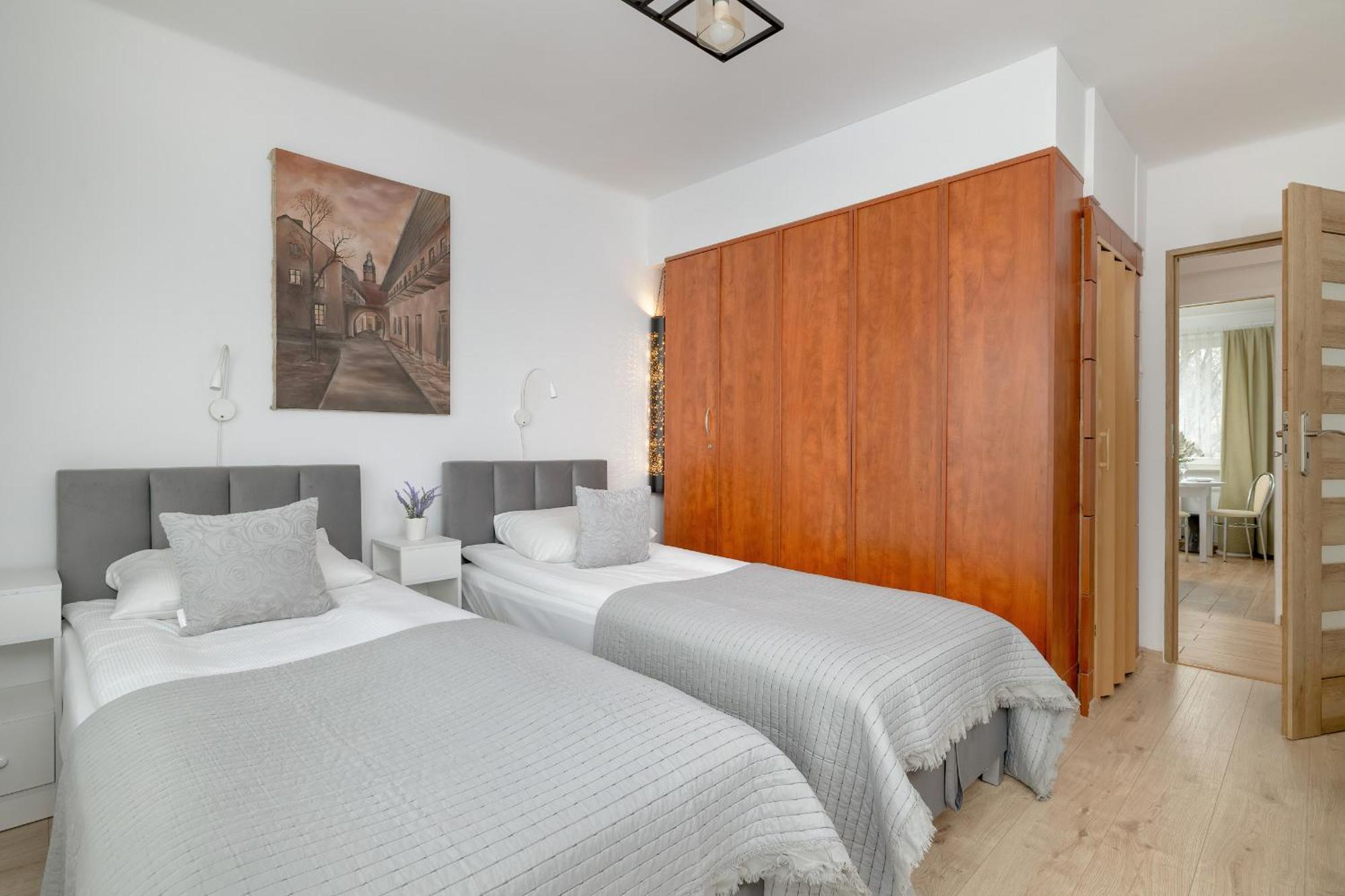 Comfortable With Balcony In By Rent Like Apartment Krakau