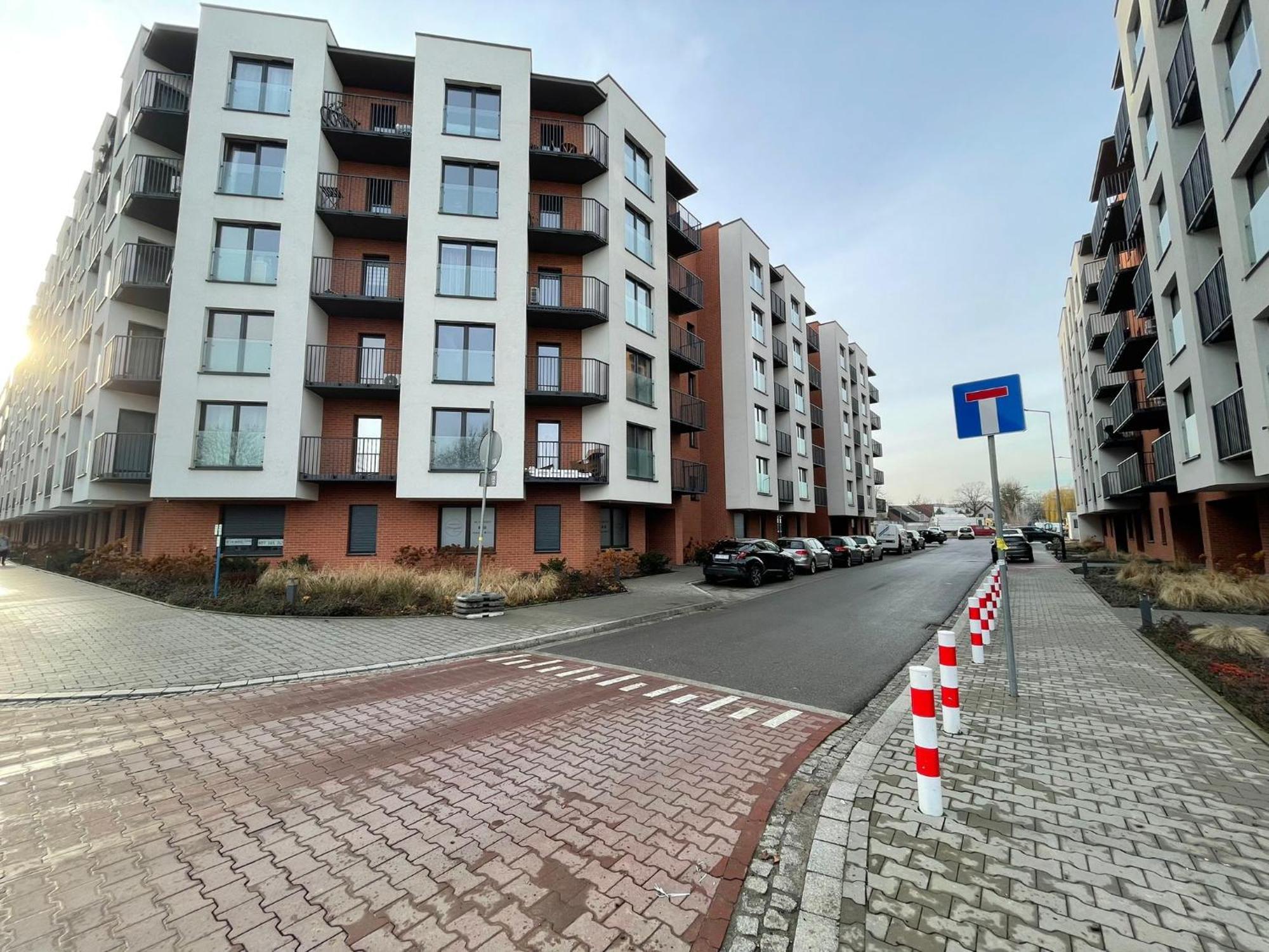 New Comfortable With Balcony And Sauna On Klimieckiego Street Apartment