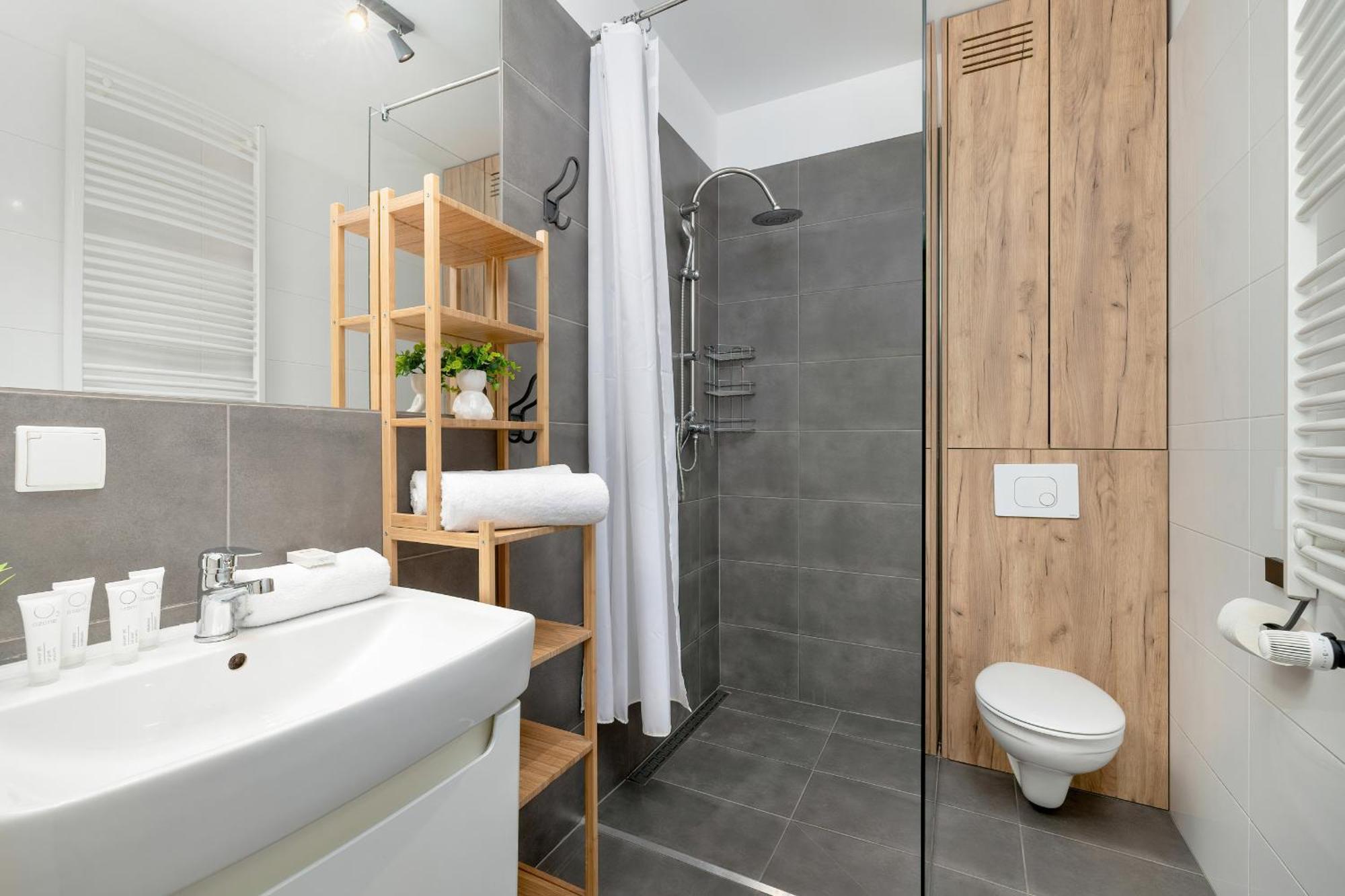 Cosy Arianska For 3 In Cracow Center By Renters Apartment *