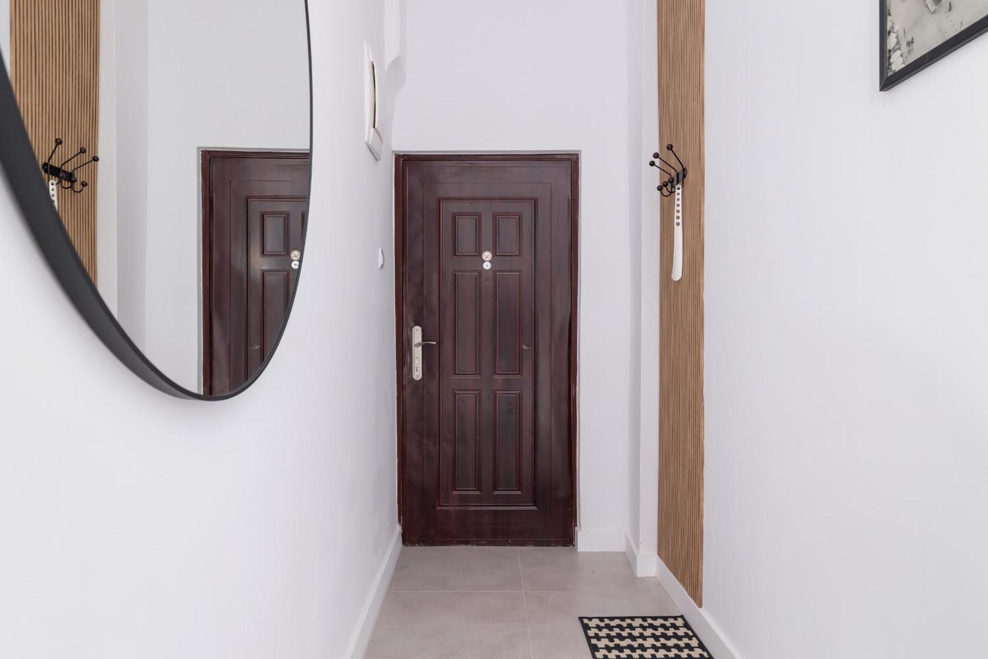 Apartament Bulwary Wislane Celna By Renters Krakau