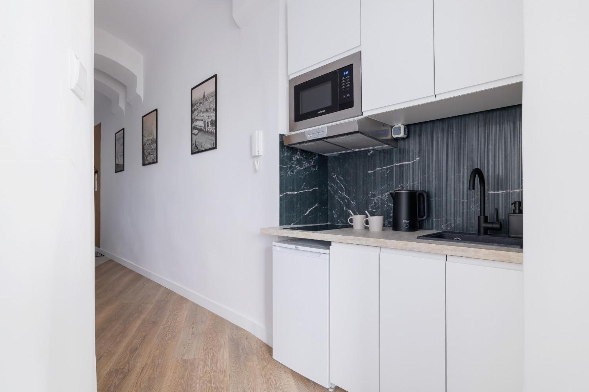 Apartment Apartament Bulwary Wislane Celna By Renters Krakau