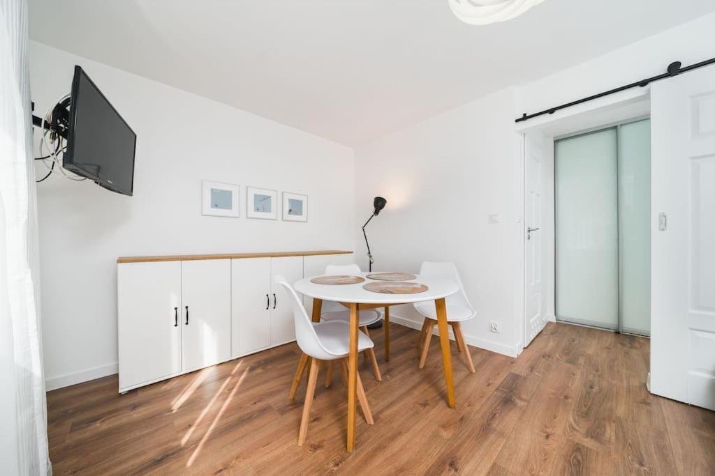Close To Everywhere, Cosy Place Apartment *