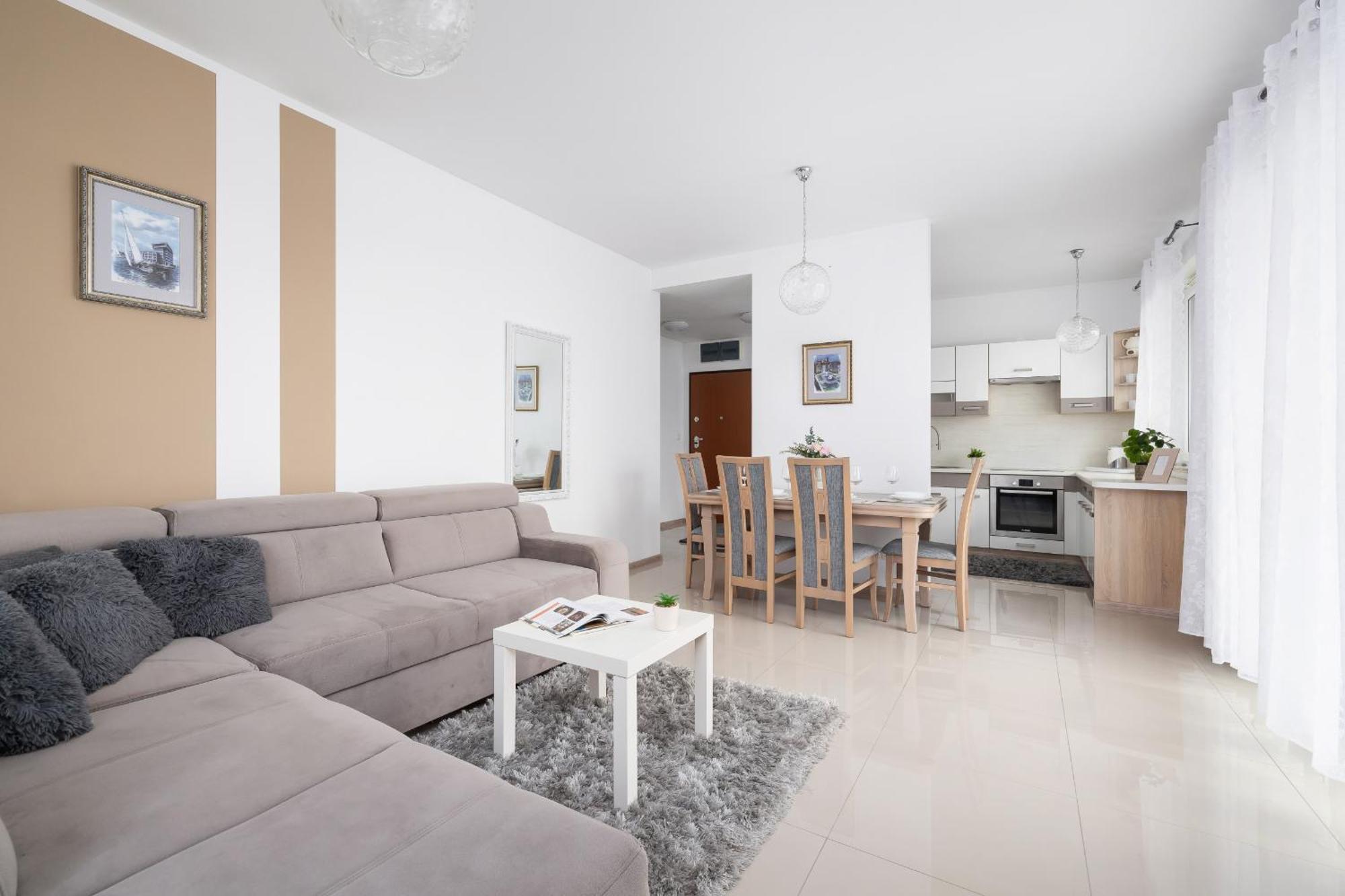 Modern With Parking In Cracow By Rent Like