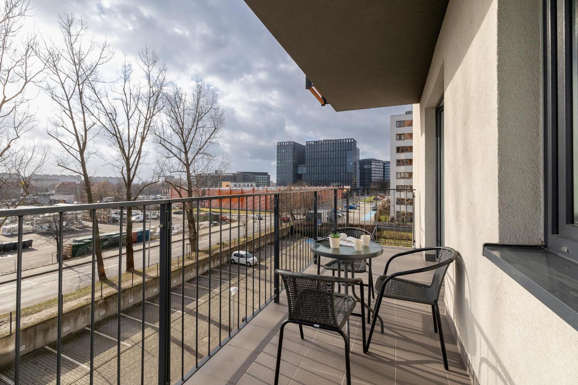 Apartment Modern With Parking In Cracow By Rent Like *
