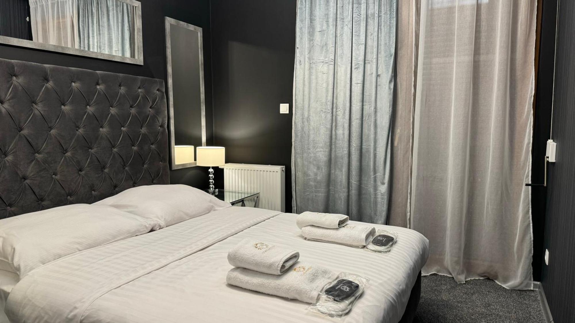 Jacuzzi Glass-house Station Apartment Krakow