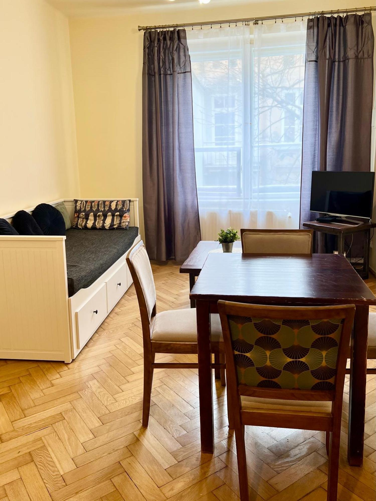 Apartment I Studia Herbarium *