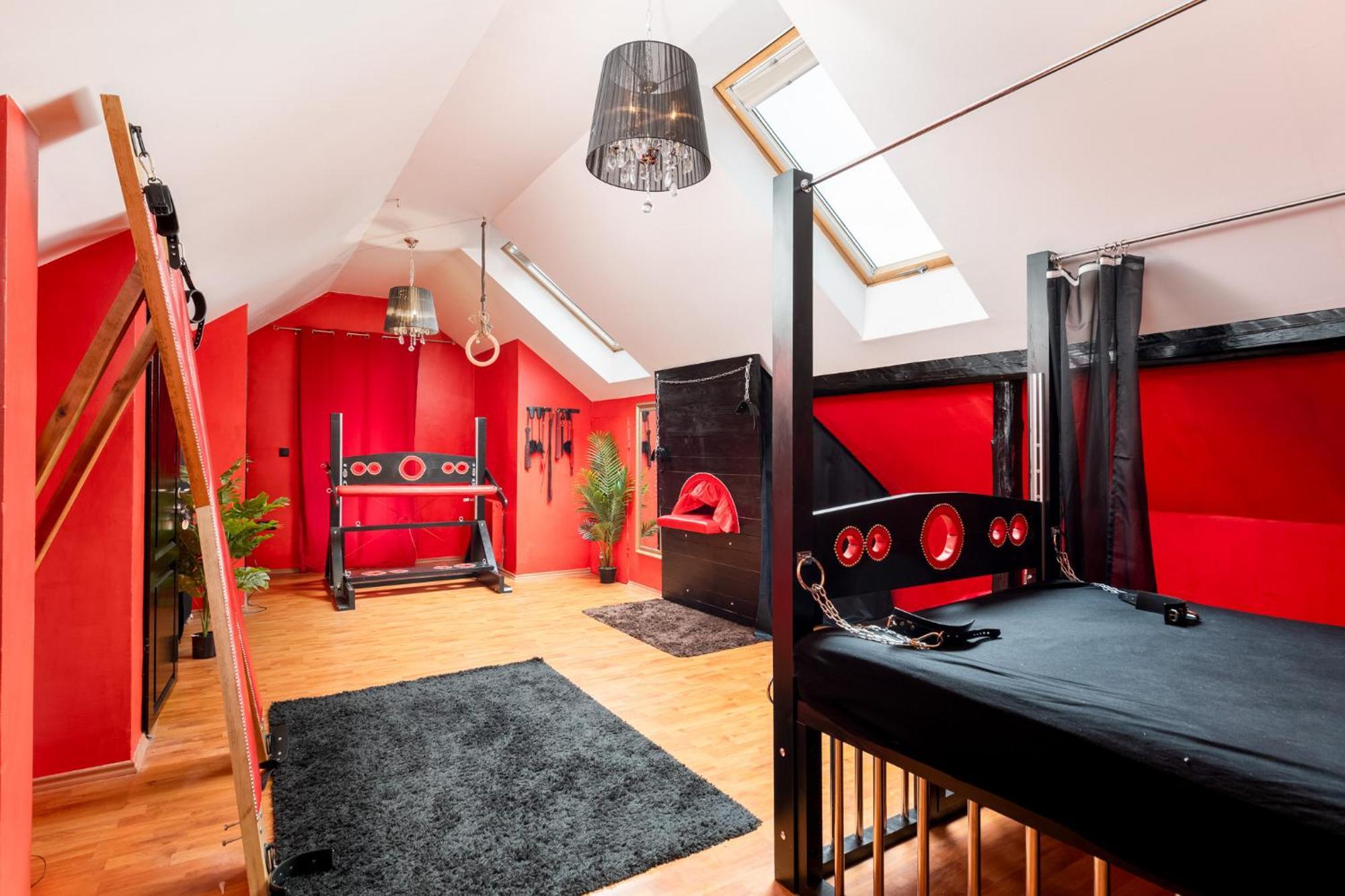 Pandora's Loft *